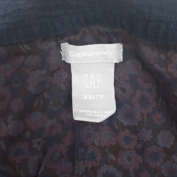 Gap Maternity shirt - Picture 3 of 3